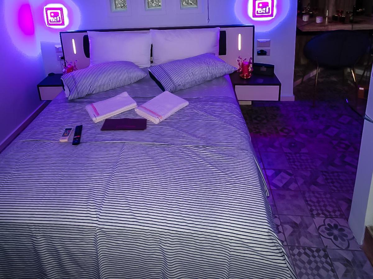 B 2 Luxury Suite Acropolis View Athens Privat Jacuzzi المظهر الخارجي الصورة